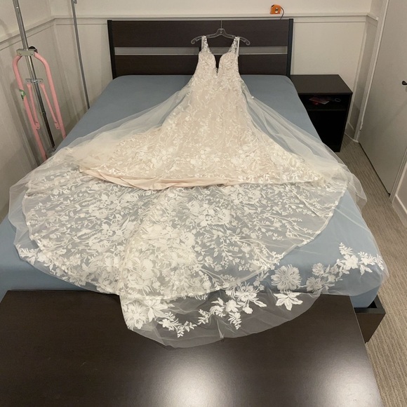 Brand New Wedding Dress Madison James MJ567 - Picture 11 of 15